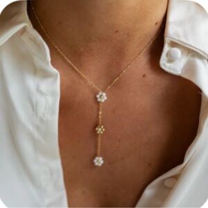 Elegant Gold and White Floral Necklace